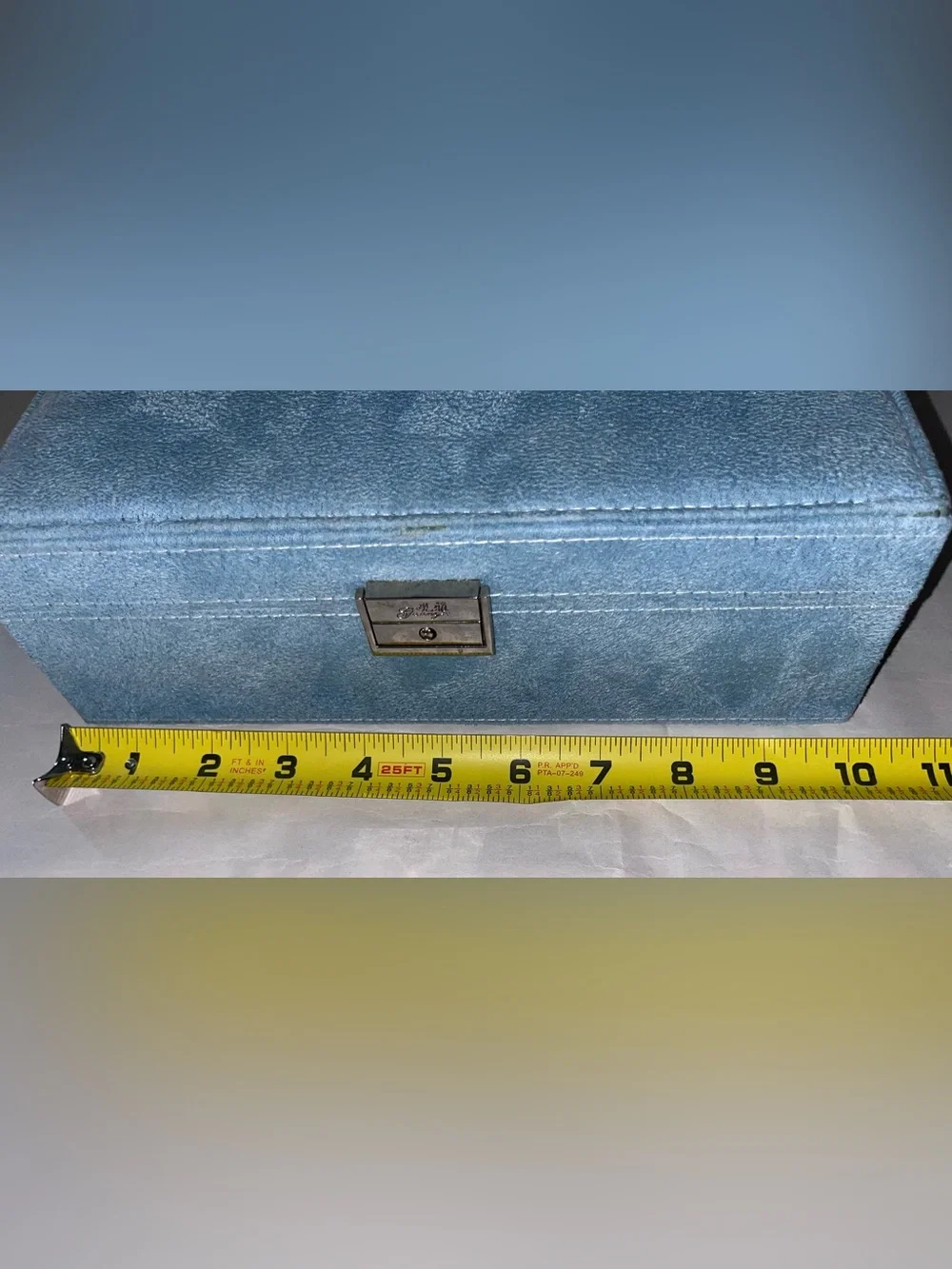 Light Blue Jewelry Organizer Box with Removable Tray and key by Guanya